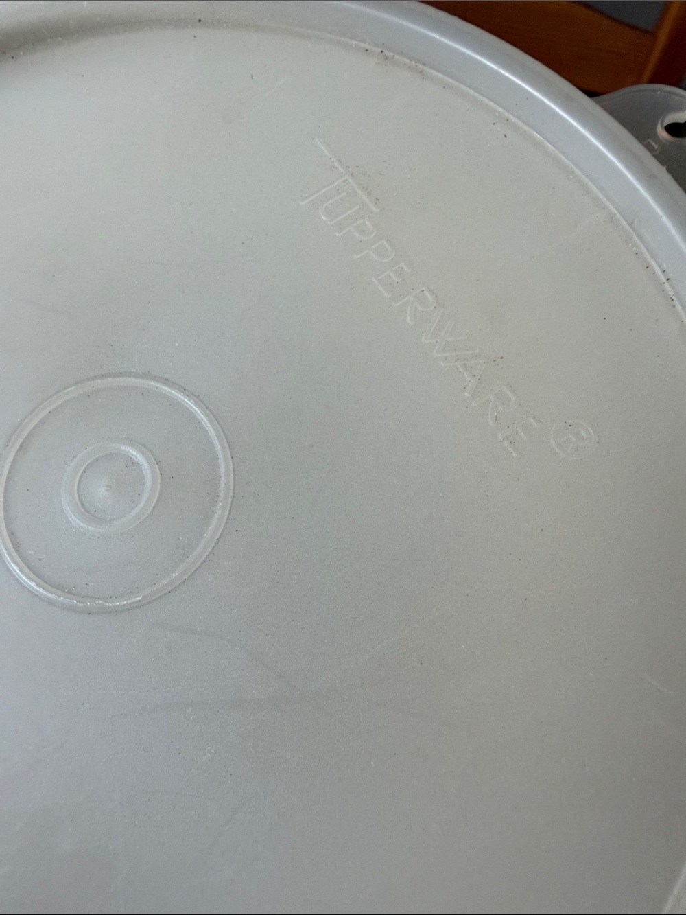Vintage Tupperware Container - Picture 3 of 6
